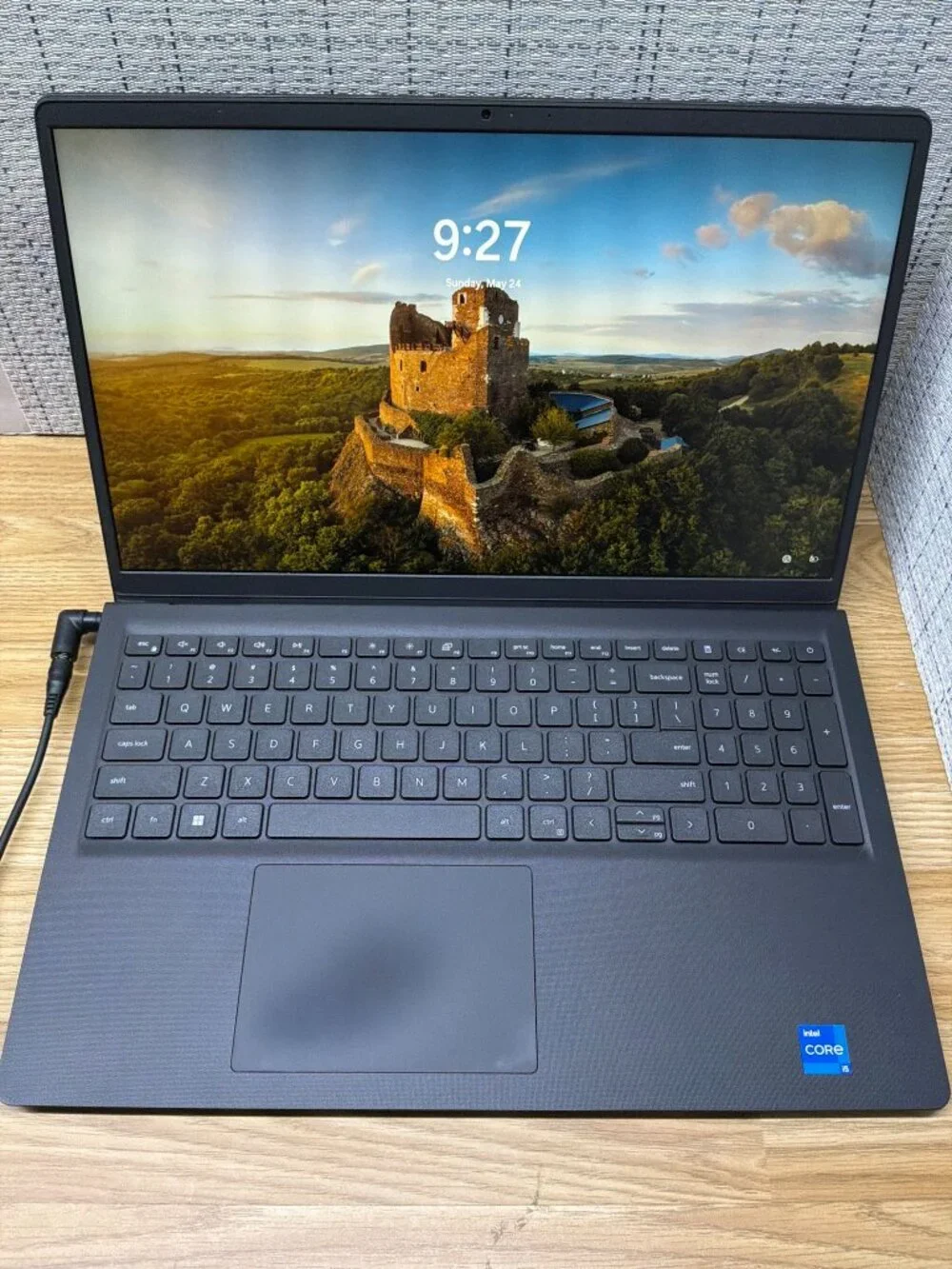 Dell Vostro 15 3510 Laptop 11th Gen Intel Core i5-1135G7 8GB RAM 256GB SSD